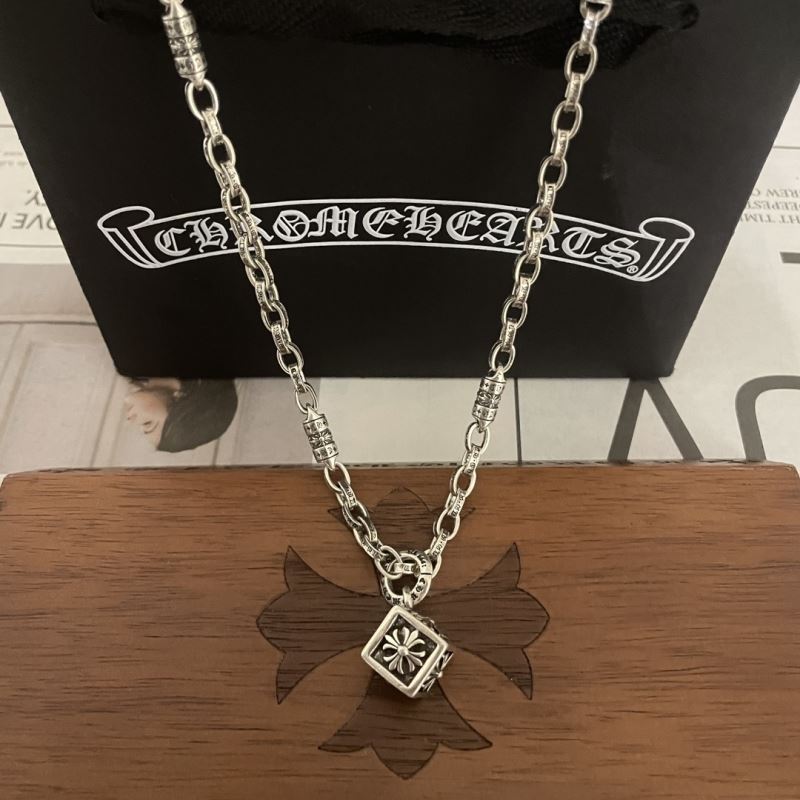 Ch**me He**ts necklaces